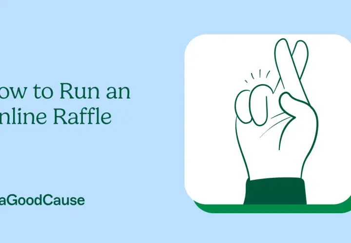 Learn how to do a raffle online with this guide. A hand with crossed fingers symbolizes luck and winning.